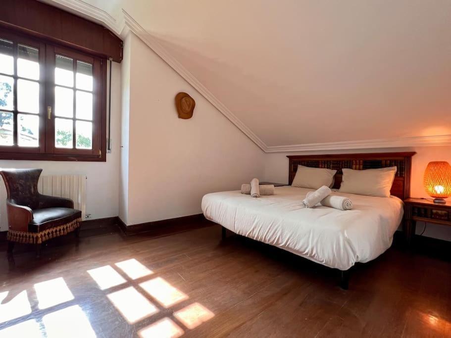 Acogedora Casa En *